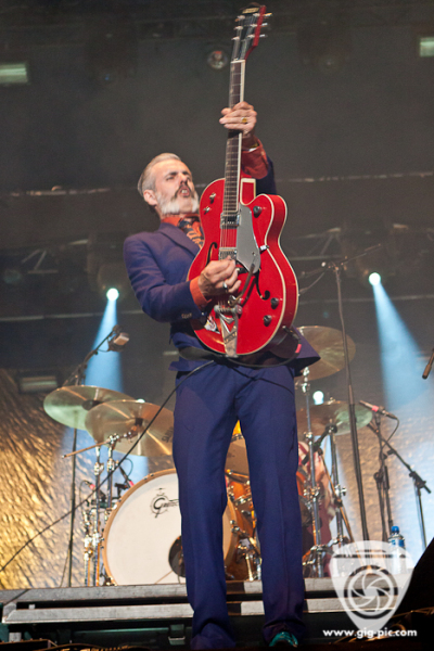 Paaspop_dag_2-30-2208_