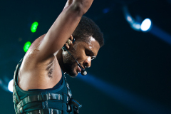 Usher-009821
